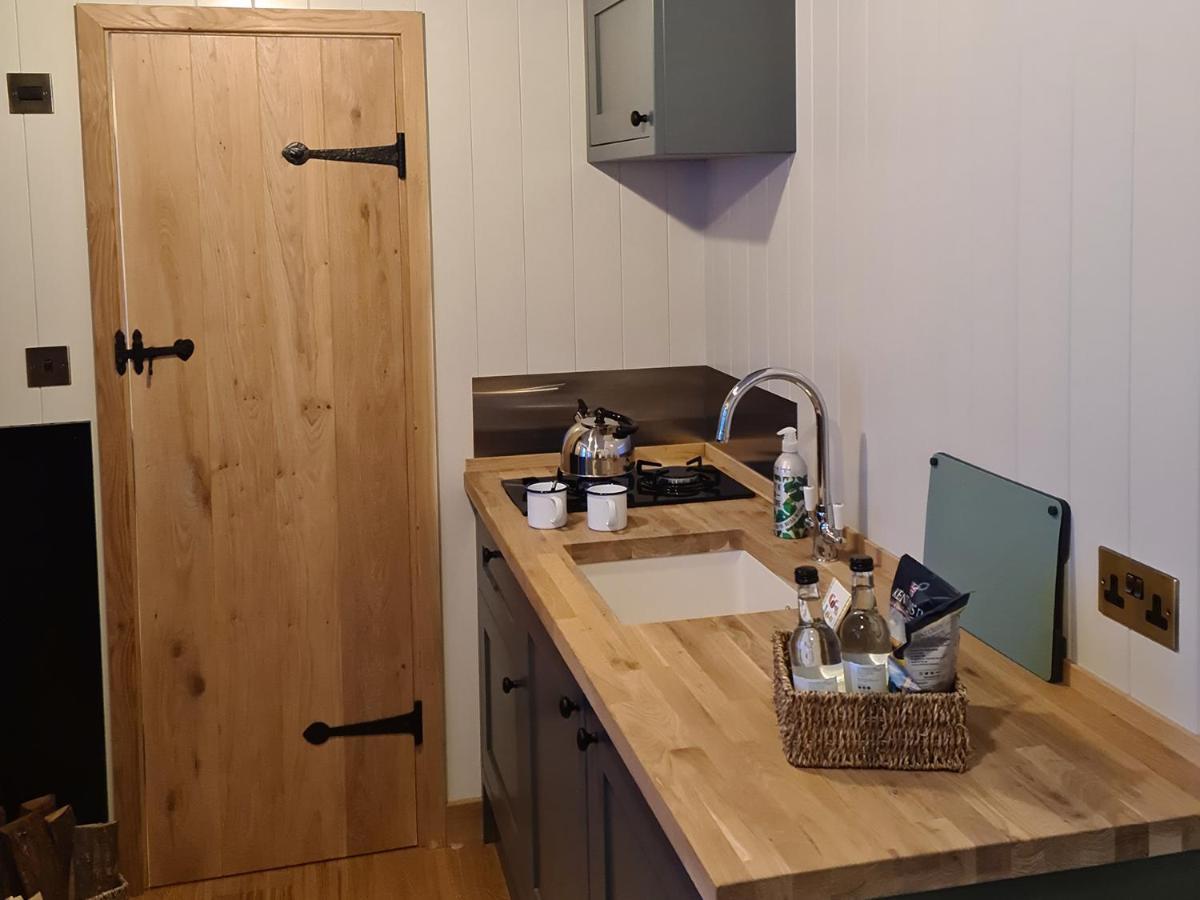 Milberry Green Meadows Warlingham Extérieur photo