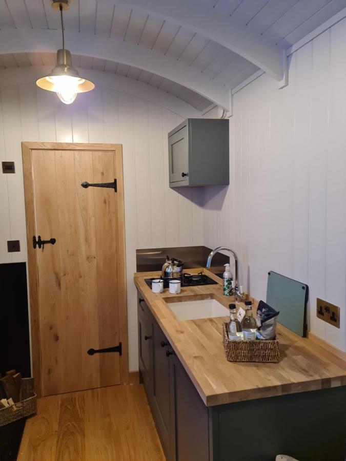 Milberry Green Meadows Warlingham Extérieur photo